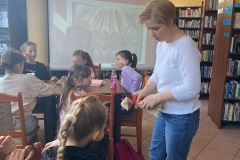 Warsztaty „Book folding – książkowe origami, czyli nowe życie starych książek” w Bibliotece Pedagogicznej